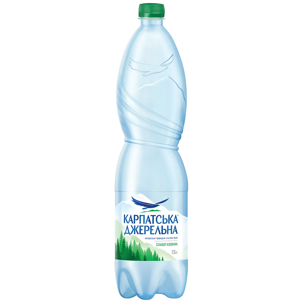 Вода мінеральна Карпатська Джерельна слабогазована 1.5 л (4820051240103)