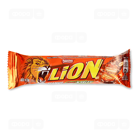 Батончик Nestle Lion з арахісом